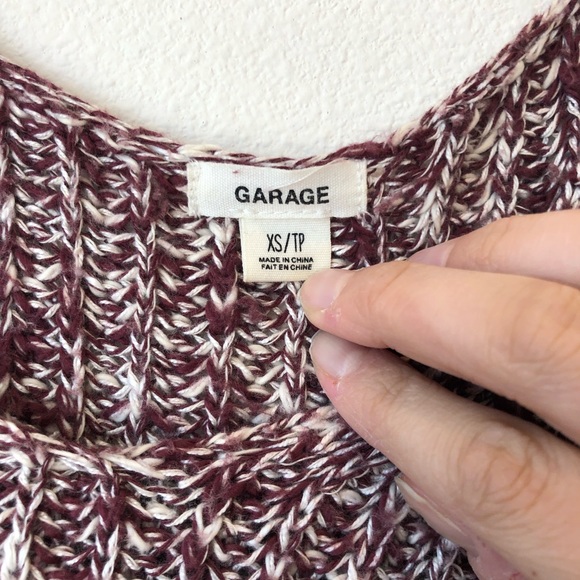 Red and white knit sweater - Picture 2 of 3